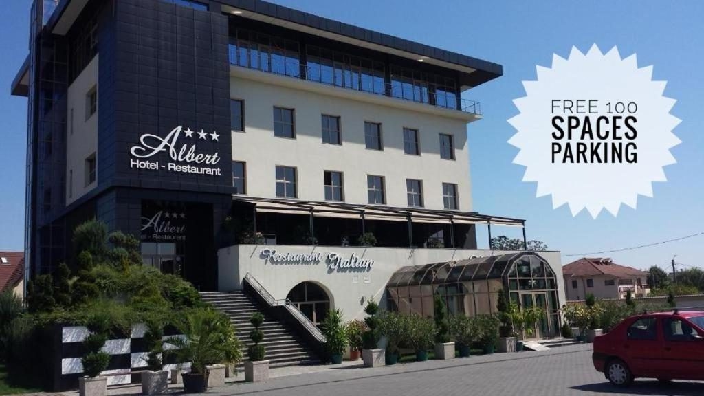 Albert Hotel 플로이에슈티 외부 사진